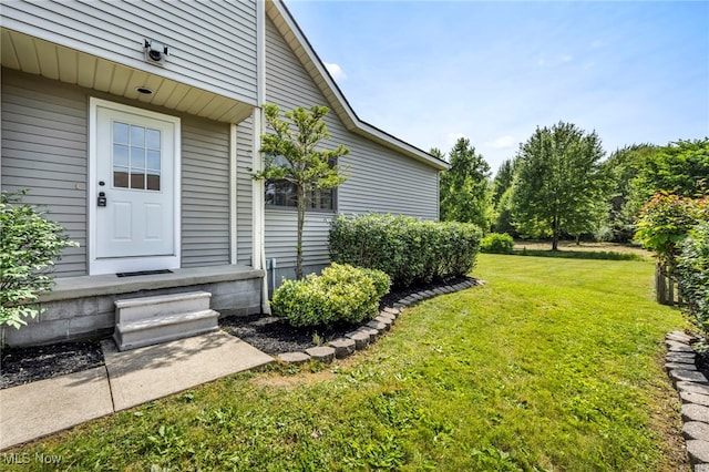 3578 County Line Rd, Madison, OH 44057 - entrance to property with a lawn