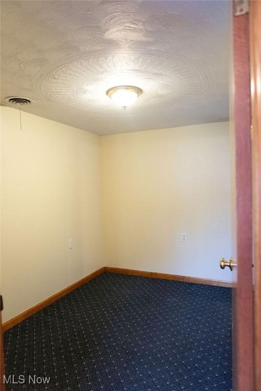 138 N Canfield Niles Rd, Youngstown, OH 44515 - photo 18