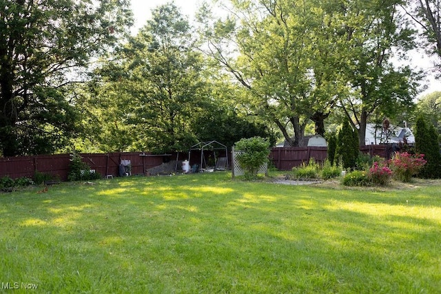 138 N Canfield Niles Rd, Youngstown, OH 44515 - photo 25
