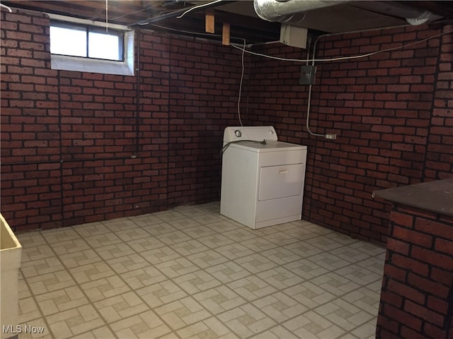 2415 Russell Ave, Parma, OH 44134 - photo 10