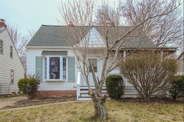 4607 Lincoln Ave, Parma, OH 44134 - view of front of house with roof with shingles and entry steps