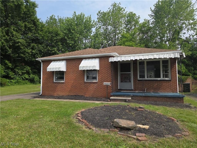 1321 Vermont NE, Canton, OH 44714 - photo 1