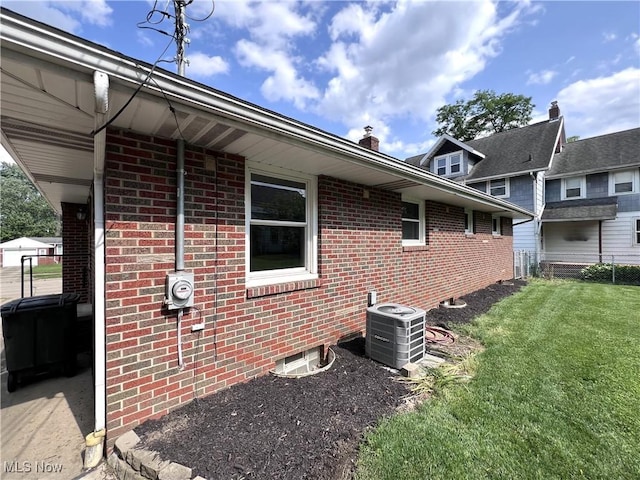 1760 Glenmount Ave, Akron, OH 44301 - view of side of property featuring brick siding