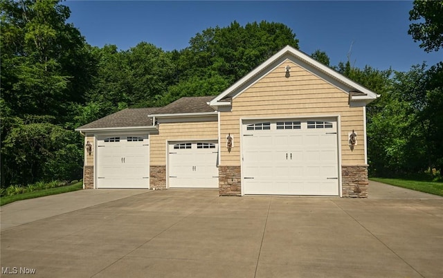 8540 Riverview Dr, Garrettsville, OH 44231 - photo 2