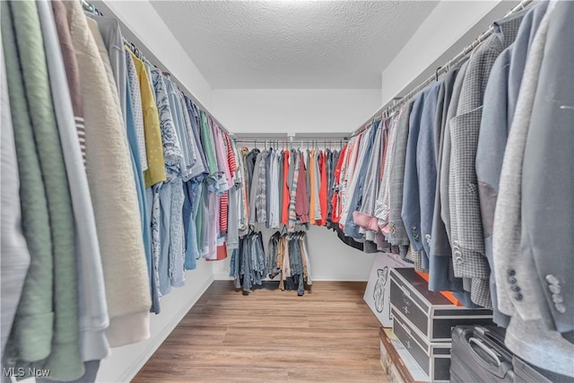 820 Old Spring Rd, Copley, OH 44321 - walk in closet featuring wood finished floors