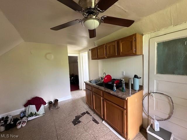 3660 E 147th St, Cleveland, OH 44120 - photo 10