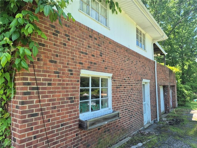 2390 Lost Nation Rd, Willoughby, OH 44094 - view of side of property featuring brick siding
