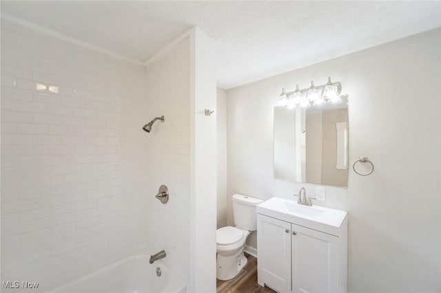 1206 Middle Ave, Elyria, OH 44035 - bathroom with vanity, bathtub / shower combination, and wood finished floors