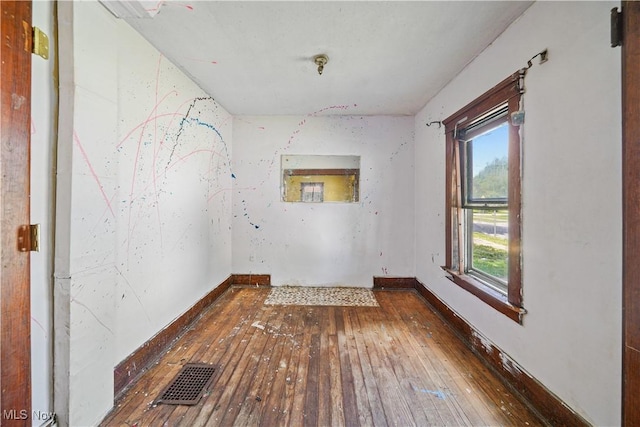 235 Iddings Ave SE, Warren, OH 44483 - photo 8