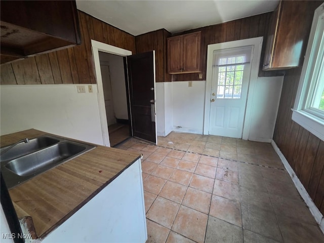 3973 E 123rd St, Cleveland, OH 44105 - photo 4
