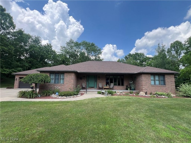 6469 Goodmote Dr NW, Dover, OH 44622 - photo 1