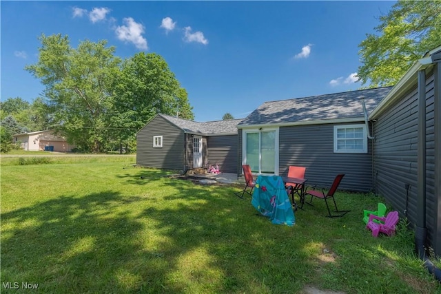 3316 Wadsworth Rd, Norton, OH 44203 - view of grassy yard