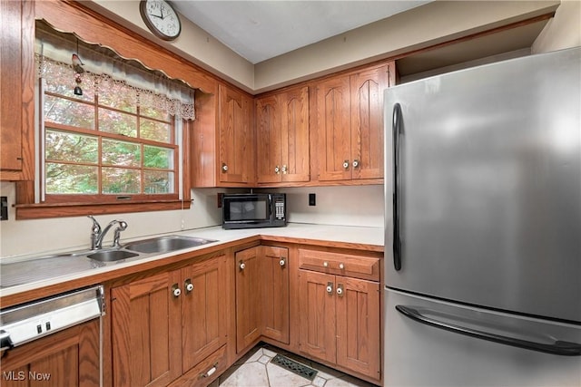 833 Aurora Dr, Vermilion, OH 44089 - photo 18