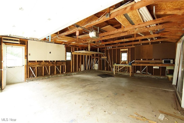 171 W Hiram St, Barberton, OH 44203 - view of garage