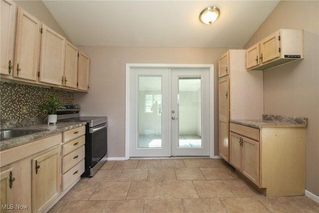 3886 Ascot Ct, Austintown, OH 44511 - kitchen featuring stainless steel electric stove, light brown cabinetry, lofted ceiling, french doors, and decorative backsplash