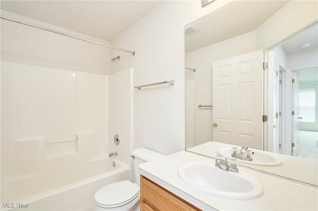 1435 Durham Dr, Broadview Heights, OH 44147 - bathroom featuring vanity and shower / tub combination