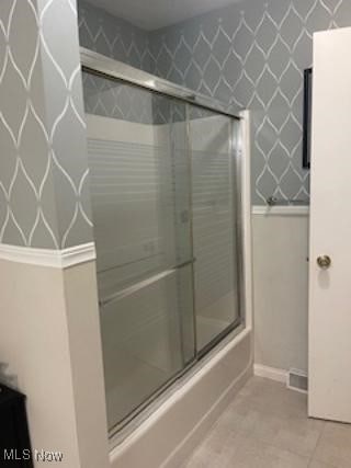 82 Silver Valley Blvd, Munroe Falls, OH 44262 - full bath with baseboards and tile patterned flooring