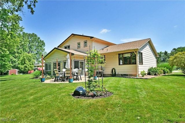 137 Emerson Cir, Cortland, OH 44410 - photo 2
