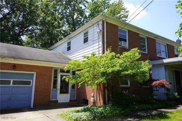 597 Tod Ln, Youngstown, OH 44504 - photo 2