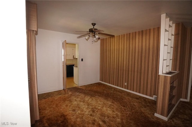 597 Tod Ln, Youngstown, OH 44504 - photo 5