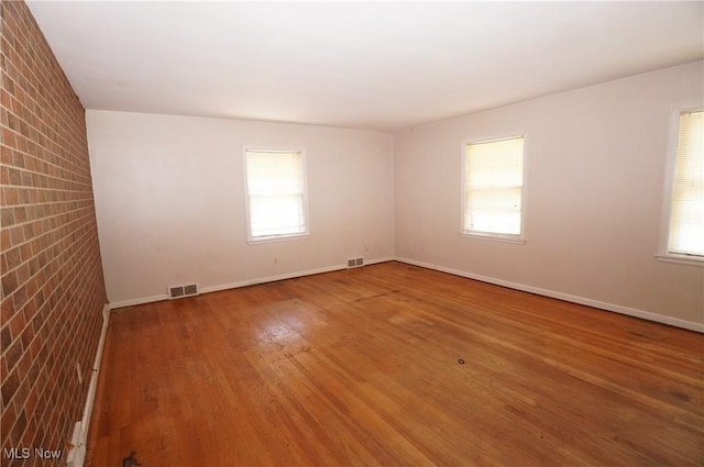 597 Tod Ln, Youngstown, OH 44504 - photo 13