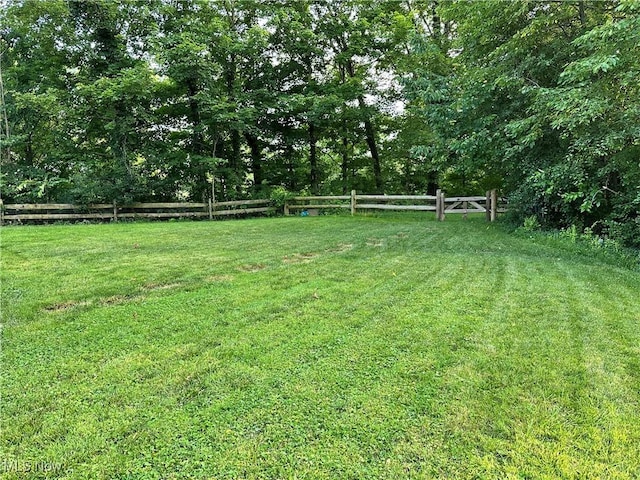141 W Summit St, Chagrin Falls, OH 44022 - photo 35