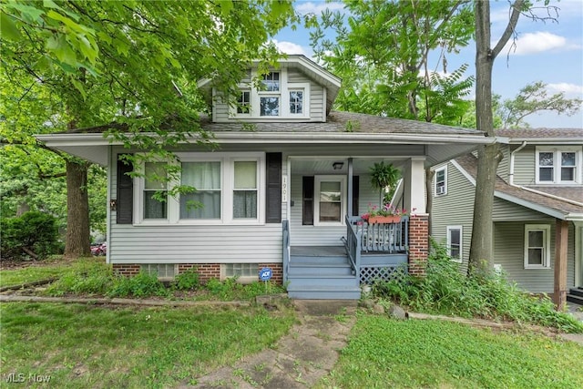 1901 Newton St, Akron, OH 44305 - bungalow-style home with covered porch and a shingled roof