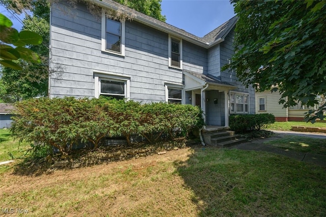 325 W Maple St, North Canton, OH 44720 - photo 1