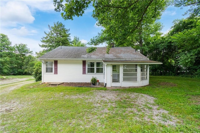 3788 Manchester Rd, Coventry, OH 44319 - view of front of property with a front yard