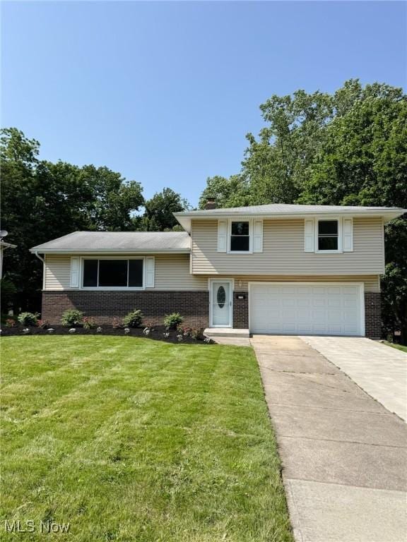 1723 Laurel Dr, Twinsburg, OH 44087 - photo 1