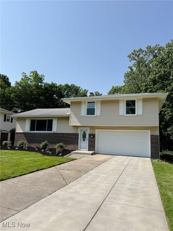1723 Laurel Dr, Twinsburg, OH 44087 - photo 3