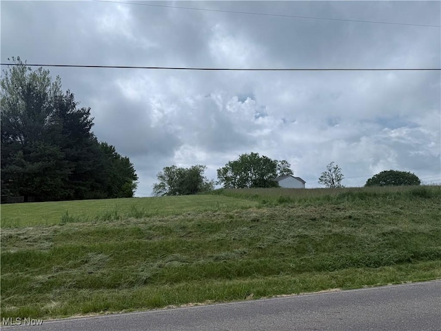 3116 Wright Rd NW, Uniontown, OH 44685