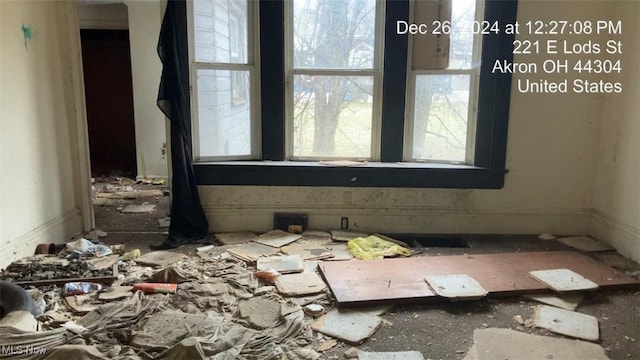 221 E Lods St, Akron, OH 44304 - view of spare room