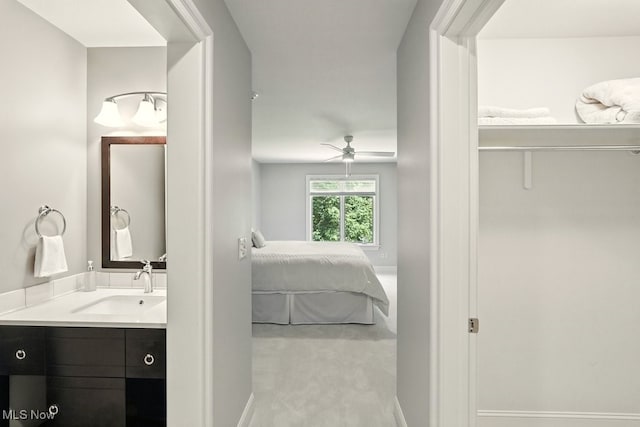 3880 Waterford Ct, Orange, OH 44122 - bathroom featuring vanity, a ceiling fan, and ensuite bathroom