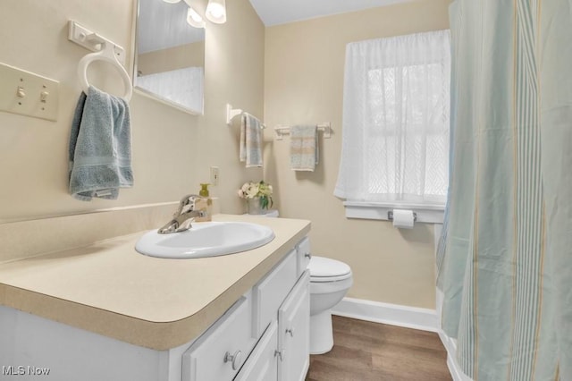 4706 Lansing Dr, North Olmsted, OH 44070 - full bath featuring vanity and wood finished floors