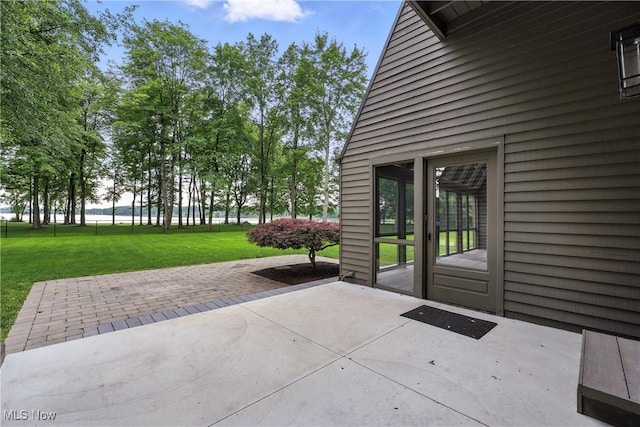 263 E Pne Lake Rd, North Lima, OH 44452 - view of patio / terrace