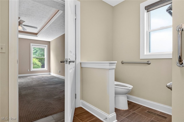498 Water Pointe Ln, Brunswick, OH 44212 - bathroom with a textured ceiling and a ceiling fan