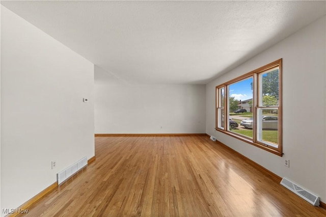 6439 Beverly Dr, Parma Heights, OH 44130 - photo 6