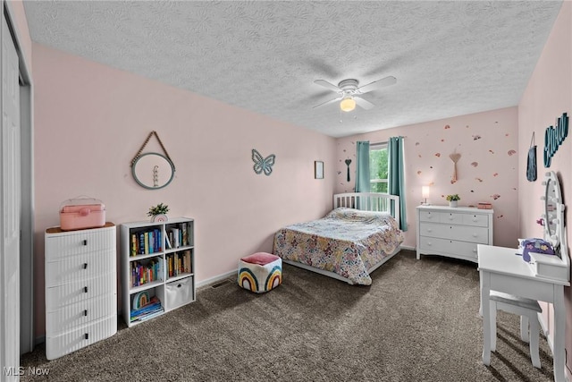866 Brightwood Ct, Brunswick, OH 44212 - carpeted bedroom featuring a ceiling fan and a textured ceiling