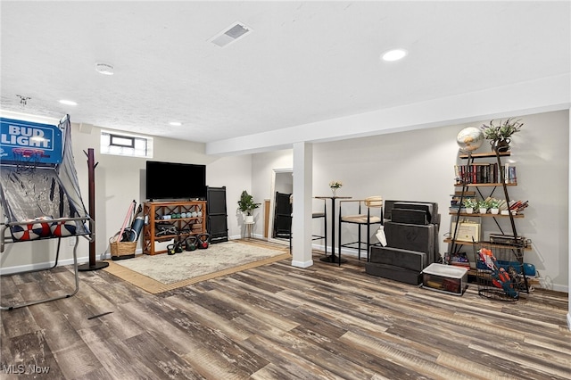14370 Washington Blvd, University Heights, OH 44118 - living area featuring wood finished floors and recessed lighting