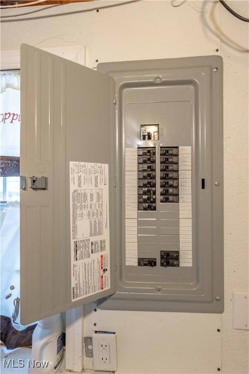 4950 Trafalgar St SW, Canton, OH 44706 - utilities with electric panel