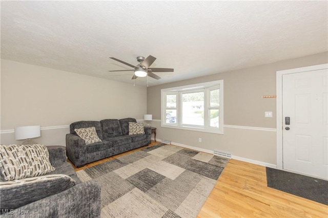 3327 Elmwood St, Cuyahoga Falls, OH 44221 - photo 4