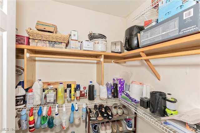 1040 Whisperwood Ln, Aurora, OH 44202 - photo 21