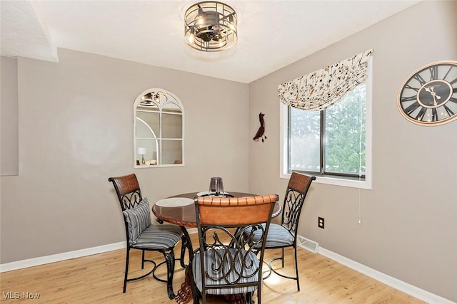 7148 N Brewster Pl, Concord, OH 44077 - dining room featuring light wood-style floors