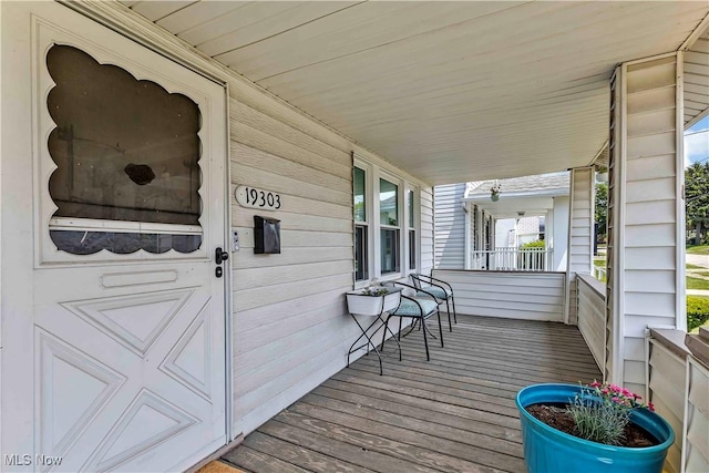 19303 Arrowhead Ave, Cleveland, OH 44119 - photo 3