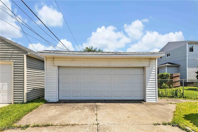 19303 Arrowhead Ave, Cleveland, OH 44119 - photo 33