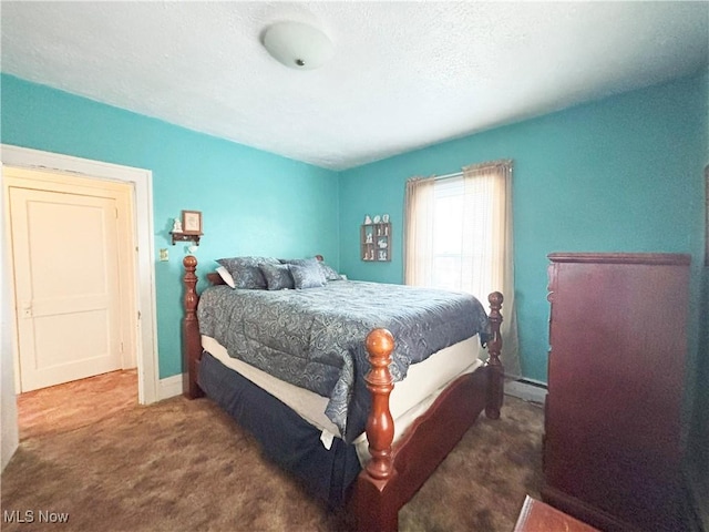 707 Jefferson St, Toronto, OH 43964 - bedroom featuring carpet flooring and a textured ceiling