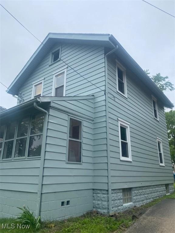 1371 Laffer Ave, Akron, OH 44305 - photo 2
