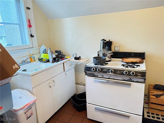 560 Crosby St, Akron, OH 44302 - photo 13