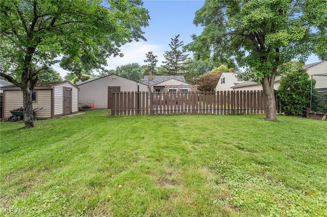 4843 Summer Ln, Brooklyn, OH 44144 - view of yard with a shed